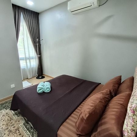 Pinevalley Homestay Putrajaya Presint 12 エクステリア 写真