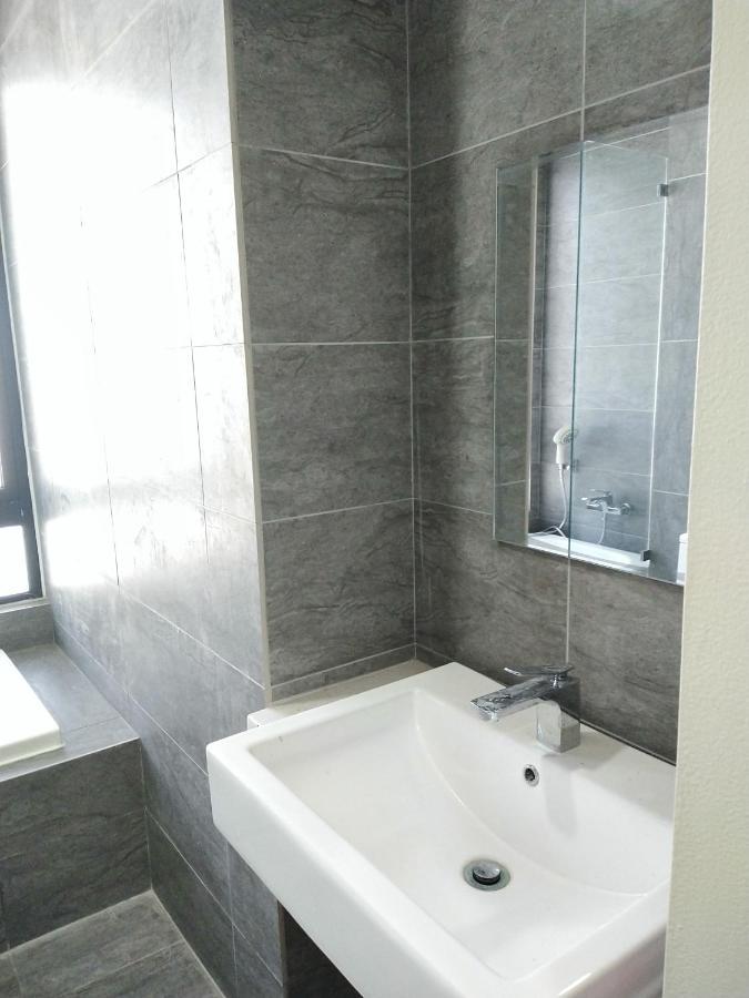 Pinevalley Homestay Putrajaya Presint 12 エクステリア 写真